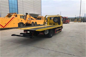 双城非事故拖车